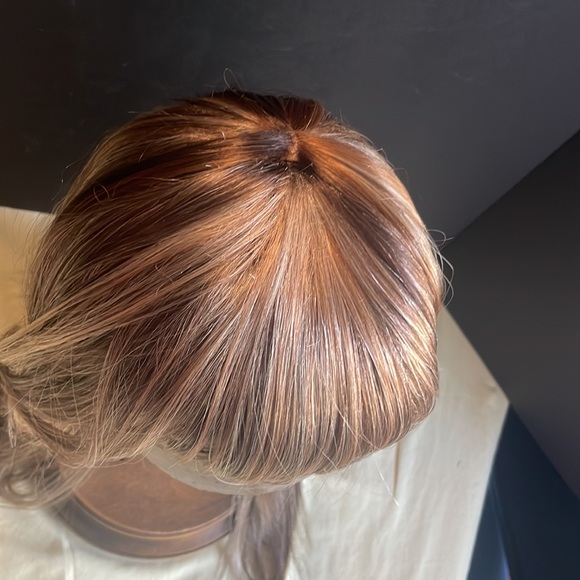 Wig #1211 - Picture 5 of 6